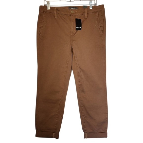 torrid Pants - NWT Torrid Brown Chinos Relaxed Fit Flap Pockets Sz 18